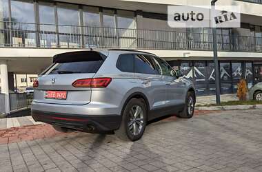 Внедорожник / Кроссовер Volkswagen Touareg 2018 в Львове