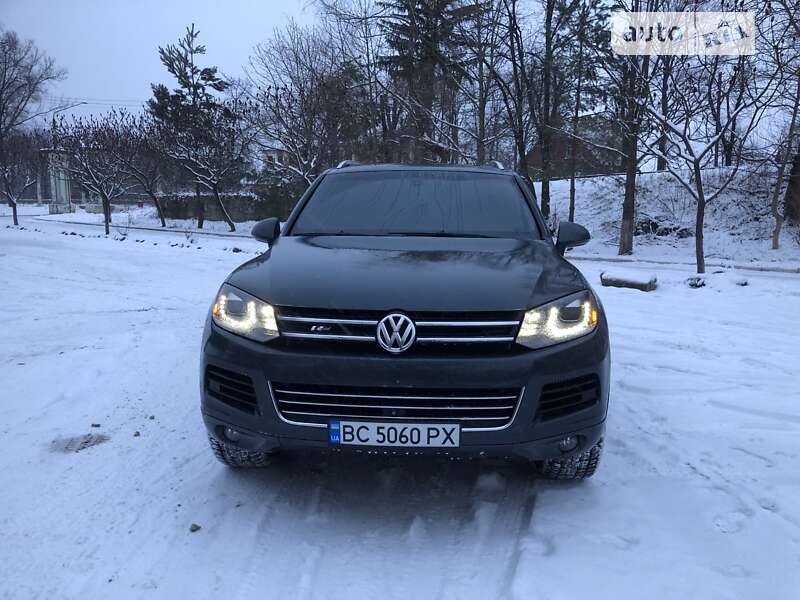 Внедорожник / Кроссовер Volkswagen Touareg 2014 в Дрогобыче