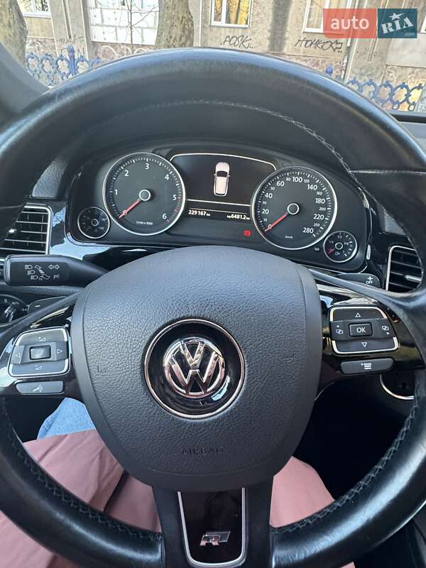 Внедорожник / Кроссовер Volkswagen Touareg 2014 в Ивано-Франковске фото 23 Внедорожник / Кроссовер Volkswagen Touareg 2014 в Ивано-Франковске