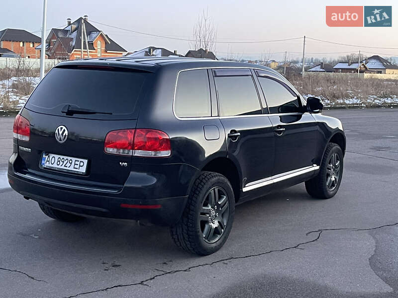 Внедорожник / Кроссовер Volkswagen Touareg 2006 в Хусте