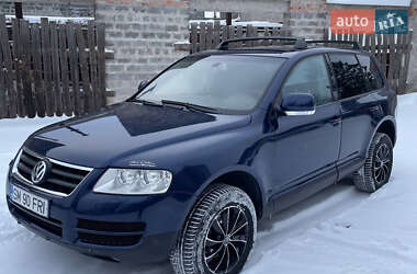 Внедорожник / Кроссовер Volkswagen Touareg 2004 в Славянске