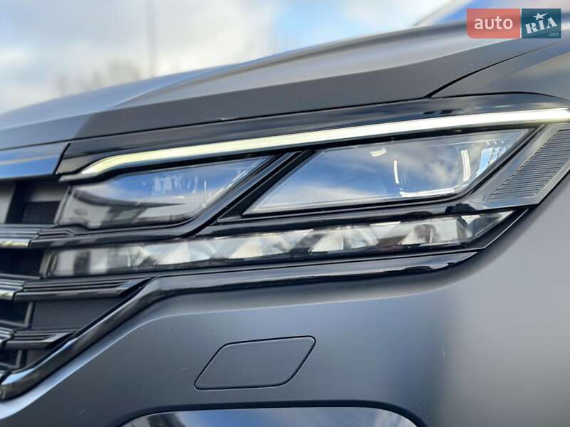 Внедорожник / Кроссовер Volkswagen Touareg 2019 в Днепре