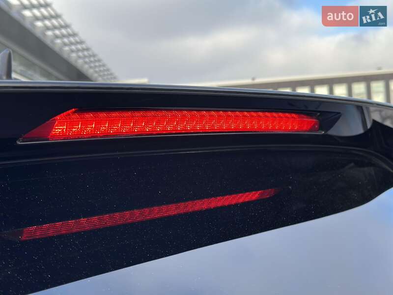 Внедорожник / Кроссовер Volkswagen Touareg 2019 в Днепре