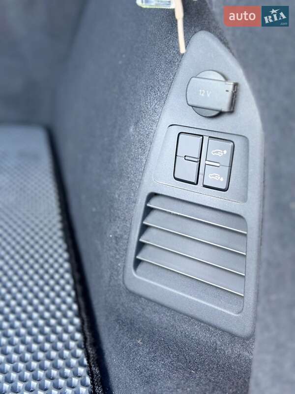 Внедорожник / Кроссовер Volkswagen Touareg 2019 в Днепре