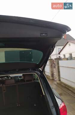 Внедорожник / Кроссовер Volkswagen Touareg 2012 в 