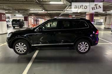 Позашляховик / Кросовер Volkswagen Touareg 2011 в Ужгороді