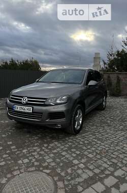 Внедорожник / Кроссовер Volkswagen Touareg 2011 в Тернополе