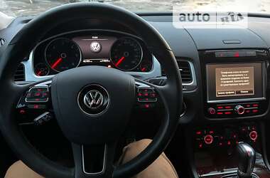 Позашляховик / Кросовер Volkswagen Touareg 2011 в Дніпрі