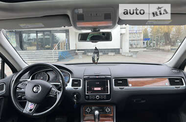 Позашляховик / Кросовер Volkswagen Touareg 2011 в Тернополі