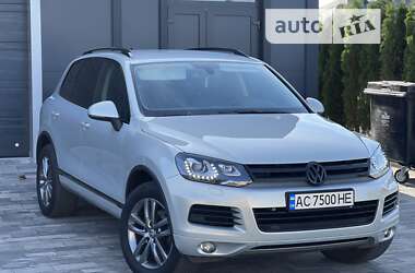 Внедорожник / Кроссовер Volkswagen Touareg 2014 в Луцке