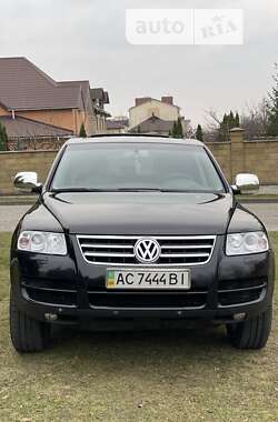 Внедорожник / Кроссовер Volkswagen Touareg 2004 в Луцке