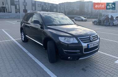 Позашляховик / Кросовер Volkswagen Touareg 2009 в Києві