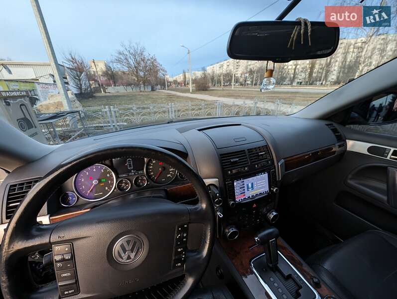 Внедорожник / Кроссовер Volkswagen Touareg 2007 в Харькове