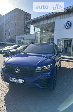 Позашляховик / Кросовер Volkswagen Touareg 2021 в Хмельницькому