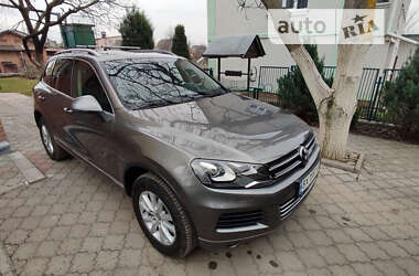 Позашляховик / Кросовер Volkswagen Touareg 2012 в Хмельницькому