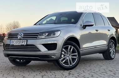 Внедорожник / Кроссовер Volkswagen Touareg 2016 в Стрые