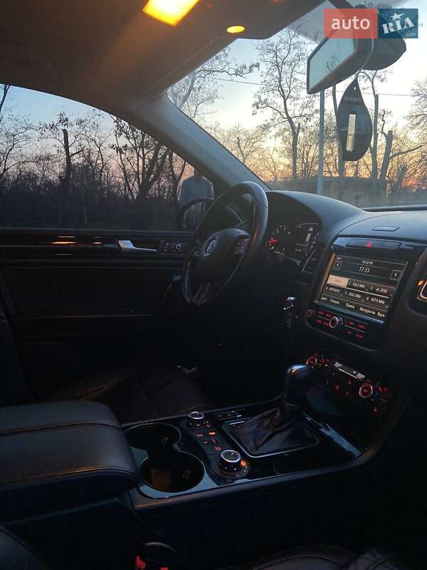 Внедорожник / Кроссовер Volkswagen Touareg 2011 в Кропивницком фото 12 Внедорожник / Кроссовер Volkswagen Touareg 2011 в Кропивницком