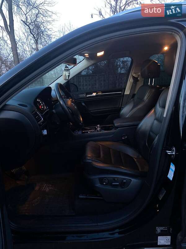 Внедорожник / Кроссовер Volkswagen Touareg 2011 в Кропивницком фото 17 Внедорожник / Кроссовер Volkswagen Touareg 2011 в Кропивницком