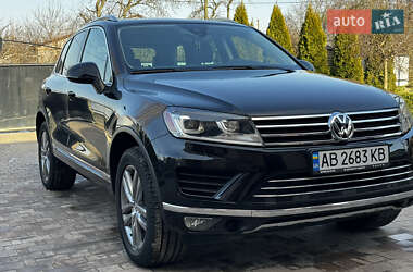 Внедорожник / Кроссовер Volkswagen Touareg 2015 в 