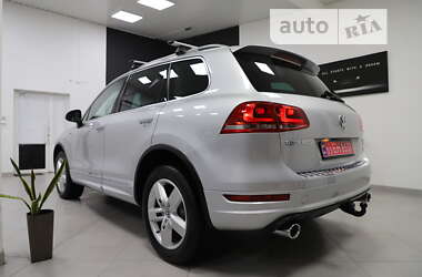 Позашляховик / Кросовер Volkswagen Touareg 2014 в Дрогобичі