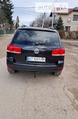 Позашляховик / Кросовер Volkswagen Touareg 2005 в Коломиї