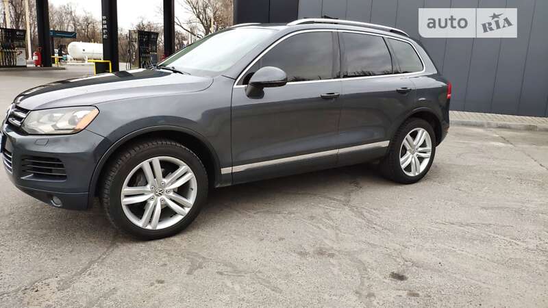 Внедорожник / Кроссовер Volkswagen Touareg 2013 в Днепре фото 25 Внедорожник / Кроссовер Volkswagen Touareg 2013 в Днепре