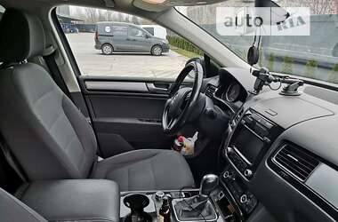 Внедорожник / Кроссовер Volkswagen Touareg 2013 в Броварах