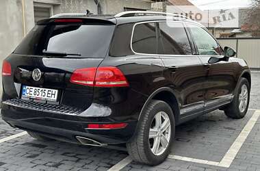 Позашляховик / Кросовер Volkswagen Touareg 2010 в Чернівцях