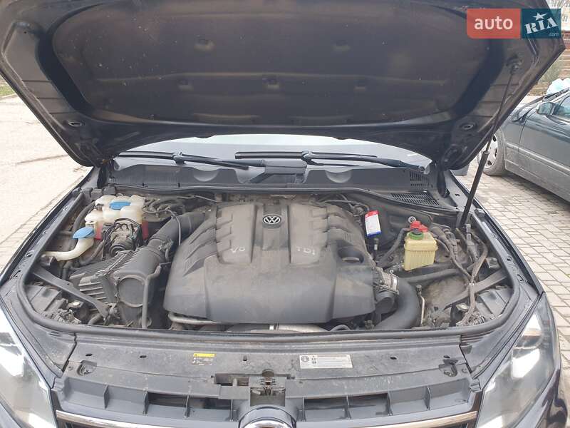 Внедорожник / Кроссовер Volkswagen Touareg 2013 в Желтых Водах фото 7 Внедорожник / Кроссовер Volkswagen Touareg 2013 в Желтых Водах