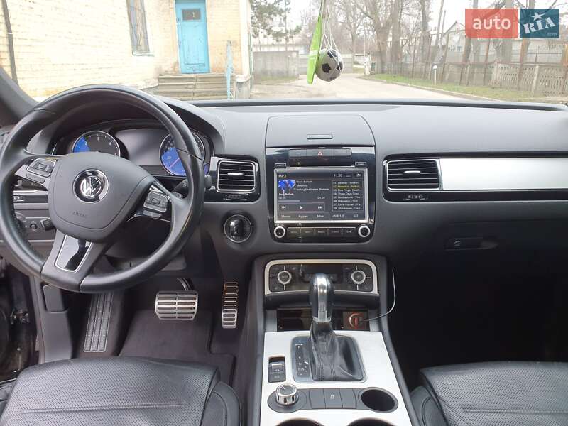 Внедорожник / Кроссовер Volkswagen Touareg 2013 в Желтых Водах фото 9 Внедорожник / Кроссовер Volkswagen Touareg 2013 в Желтых Водах