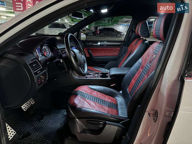 Позашляховик / Кросовер Volkswagen Touareg 2013 в Києві фото 6 Позашляховик / Кросовер Volkswagen Touareg 2013 в Києві