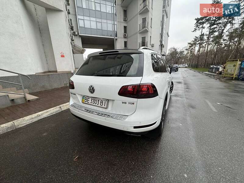Позашляховик / Кросовер Volkswagen Touareg 2013 в Києві фото 19 Позашляховик / Кросовер Volkswagen Touareg 2013 в Києві