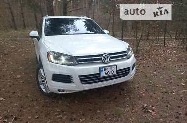 Внедорожник / Кроссовер Volkswagen Touareg 2012 в Новояворовске