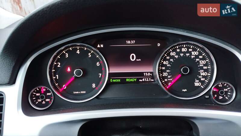 Позашляховик / Кросовер Volkswagen Touareg 2010 в Львові