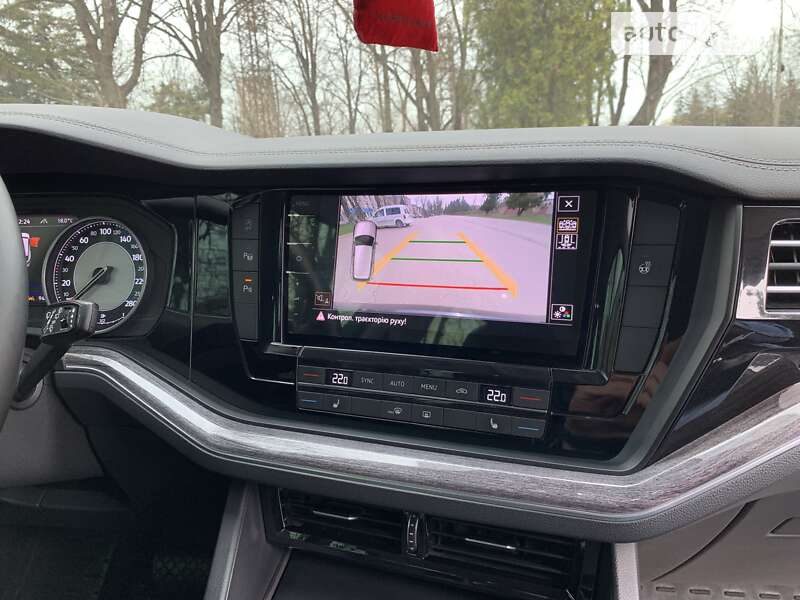 Внедорожник / Кроссовер Volkswagen Touareg 2020 в Кривом Роге