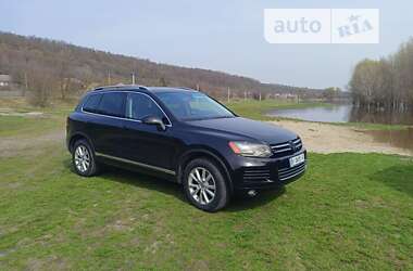 Позашляховик / Кросовер Volkswagen Touareg 2012 в Лубнах