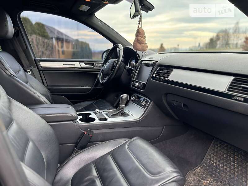 Внедорожник / Кроссовер Volkswagen Touareg 2014 в Львове фото 30 Внедорожник / Кроссовер Volkswagen Touareg 2014 в Львове