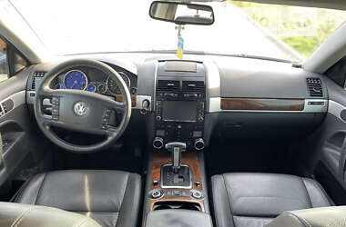 Позашляховик / Кросовер Volkswagen Touareg 2007 в Рівному