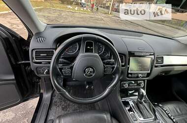 Внедорожник / Кроссовер Volkswagen Touareg 2014 в Мукачево