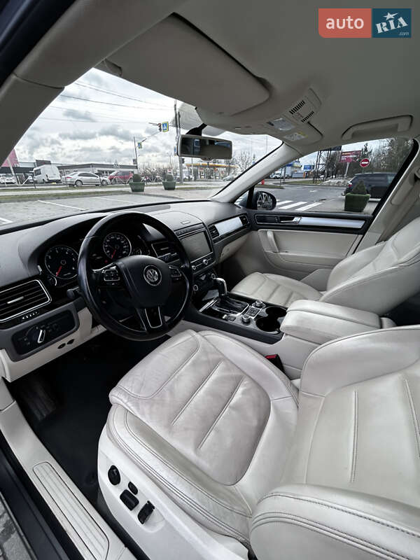 Позашляховик / Кросовер Volkswagen Touareg 2014 в Хмельницькому фото 2 Позашляховик / Кросовер Volkswagen Touareg 2014 в Хмельницькому