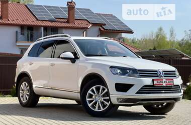 Внедорожник / Кроссовер Volkswagen Touareg 2016 в Стрые