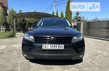 Позашляховик / Кросовер Volkswagen Touareg 2017 в Києві