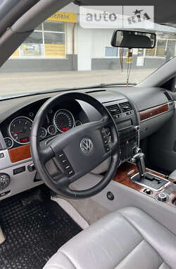 Внедорожник / Кроссовер Volkswagen Touareg 2005 в Луцке