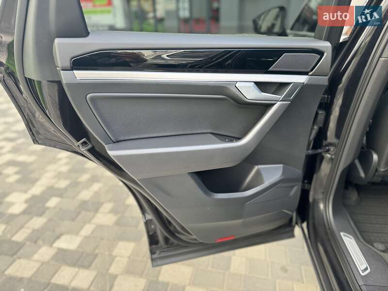 Внедорожник / Кроссовер Volkswagen Touareg 2018 в Ивано-Франковске фото 30 Внедорожник / Кроссовер Volkswagen Touareg 2018 в Ивано-Франковске