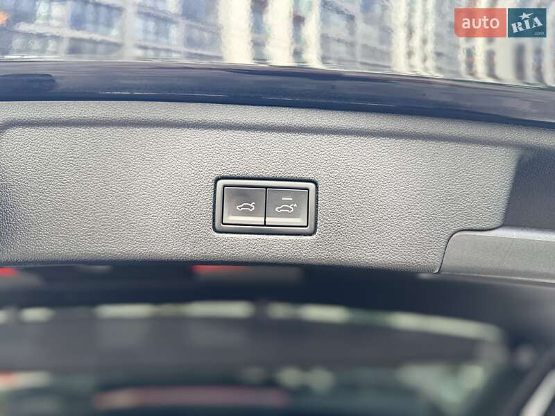 Внедорожник / Кроссовер Volkswagen Touareg 2018 в Ивано-Франковске фото 32 Внедорожник / Кроссовер Volkswagen Touareg 2018 в Ивано-Франковске