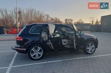 Внедорожник / Кроссовер Volkswagen Touareg 2015 в Одессе