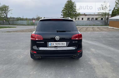 Позашляховик / Кросовер Volkswagen Touareg 2012 в Хмельницькому