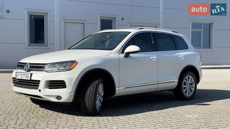 Внедорожник / Кроссовер Volkswagen Touareg 2013 в Ивано-Франковске
