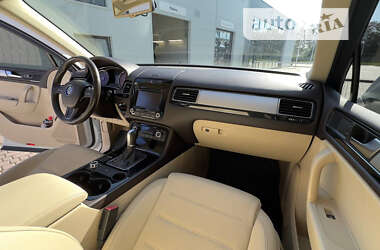 Внедорожник / Кроссовер Volkswagen Touareg 2013 в Ивано-Франковске