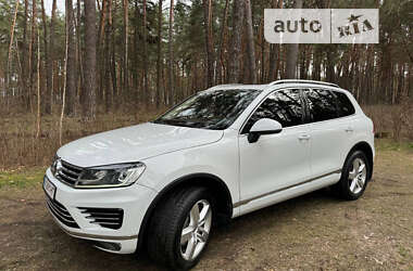 Позашляховик / Кросовер Volkswagen Touareg 2012 в Києві